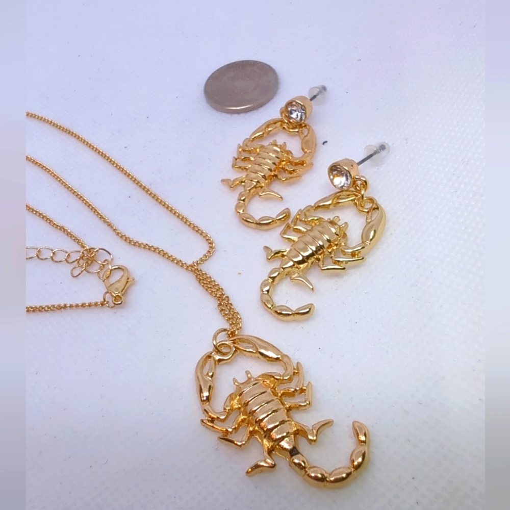 Scorpion Pendant Necklace/Earrings 14k Yellow Gold Plated Laser Cut New with Tag - Picture 2 of 10